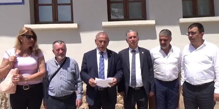 Yıldırım Kaya Köy Enstitüsü ziyaretinin sekizincisini Perge antik kentindeki Aksu Köy Enstitüsü'ne yaptı