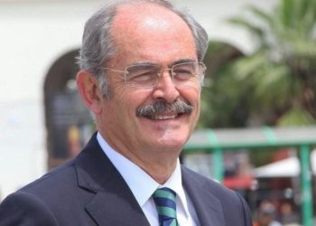 Yılmaz Büyükerşen Covid-19'a yakalandı