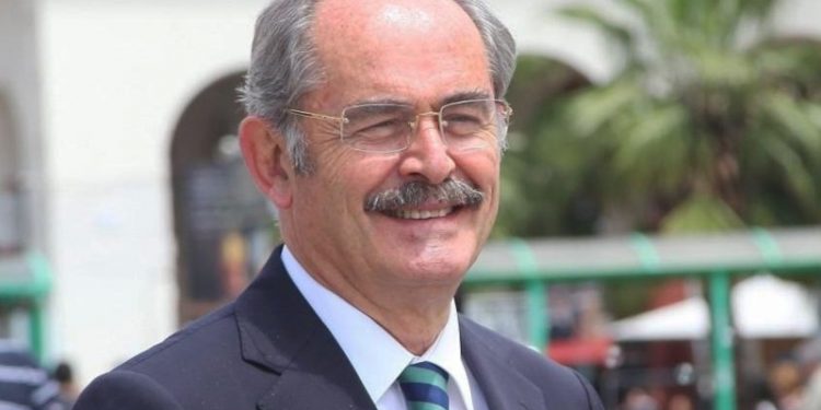 Yılmaz Büyükerşen Covid-19'a yakalandı