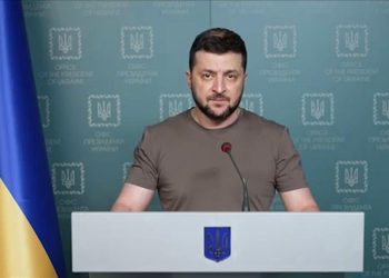 Zelenski, Azovstal'daki askerler ile Rus esirlerin takasına hazır olduklarını söyledi