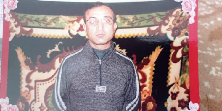 Zorla koğuştan çıkartılan açlık grevindeki 3 tutukludan haber alınamıyor