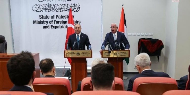 Çavuşoğlu: Filistin davasına desteğimiz İsrail'le ilişkilerimizden tamamen bağımsız