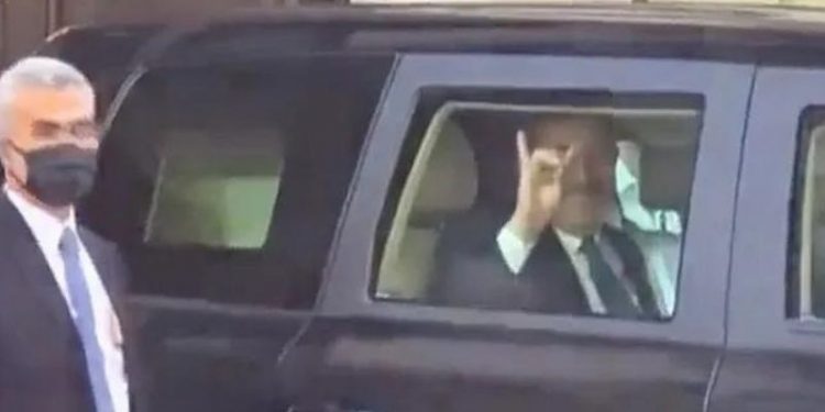 Çavuşoğlu'nun 'bozkurt selamı'na Uruguay'dan tepki: Atama ertelendi