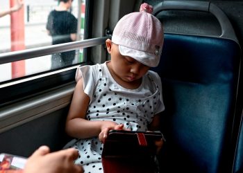 Çin’de 18 yaşından küçüklere sosyal medyada canlı yayın yasağı