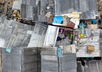 Öldüren eşitsizlik: Her bir yeni milyardere karşılık bir milyon insan aşırı yoksulluğa düşüyor