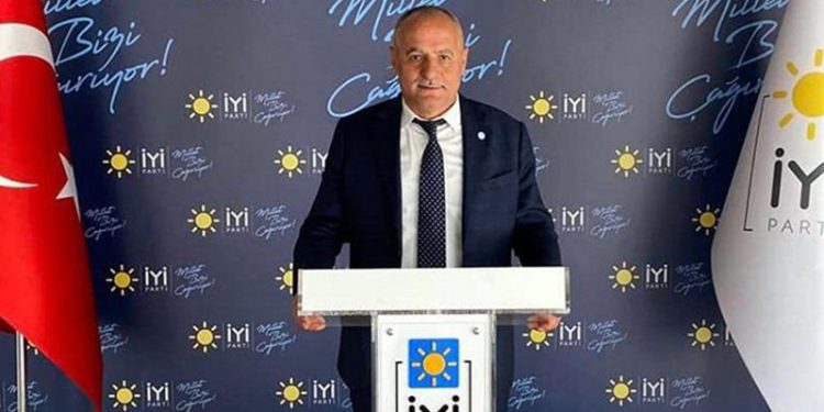 İYİ Parti Edirne il ve ilçe teşkilatlarını kapattı