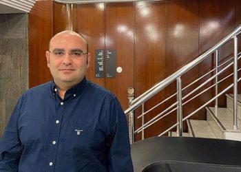 'İktidar kademe kademe eriyor'