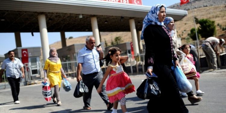 İktidara yakın Optimar'ın anketi: 'Suriyeli görünce nefret hissediyorum'