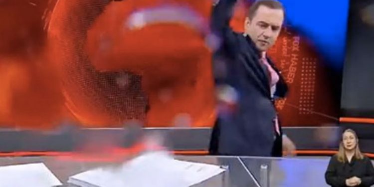 İlhan Taşcı duyurdu: RTÜK'ün bu sefer hedefinde Selçuk Tepeli var