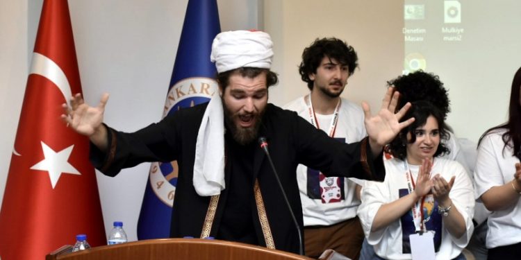 İmam kılığında yapılan İnek Duası’yla ilgili rektörlük inceleme başlattı