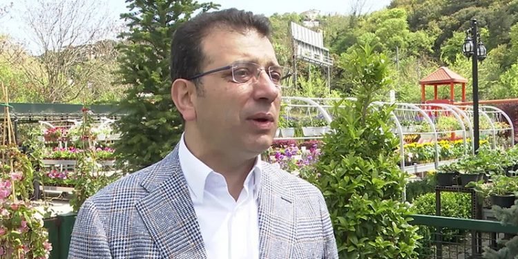 İmamoğlu’ndan 'gazetecilerle fotoğraf' açıklaması: Abdülkadir Selvi'yi davet etmek istiyorum