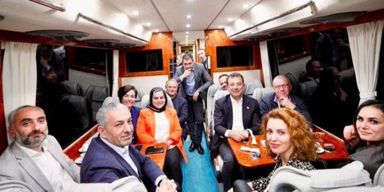 İmamoğlu’nun Karadeniz turuna katılan Tele1 muhabirinden ‘ayrımcılık’ tepkisi