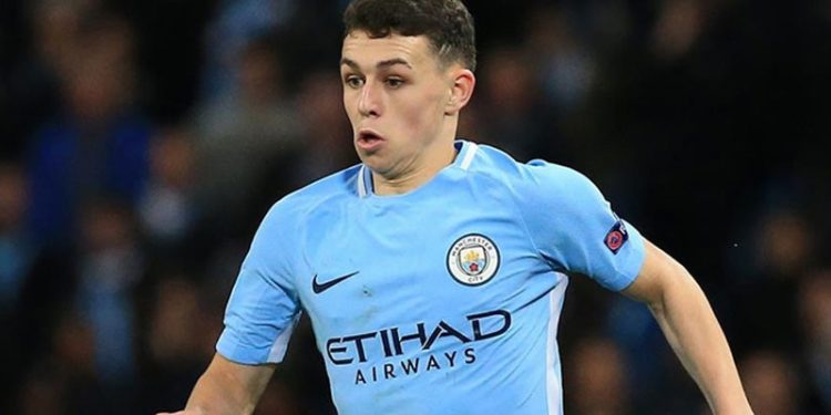 İngiltere'de yılın en iyi genç oyuncusu ödülünü yine Foden kazandı