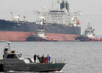 İran'dan petrol taşıyan gemisini alıkoyan Yunanistan'a "korsanlık" suçlaması