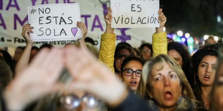 İspanya'da kadınların rızası dışındaki her türlü cinsel ilişki tecavüz sayılacak