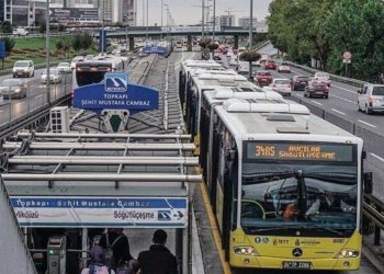 İstanbul’da öğrenci abonmanlarına yapılan zam geri alındı