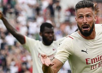 İtalya Birinci Futbol Ligi'nde Milan şampiyon oldu