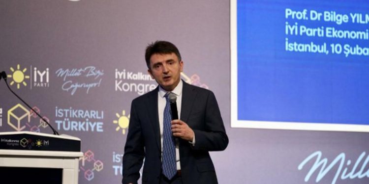 İyi Partili Yılmaz: Türkiye'nin az sayıda rezervi çarçur ediliyor; çok kötü bir sona doğru sürükleniyoruz