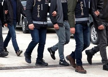 İzmir'de uyuşturucu operasyonu: 38 tutuklama