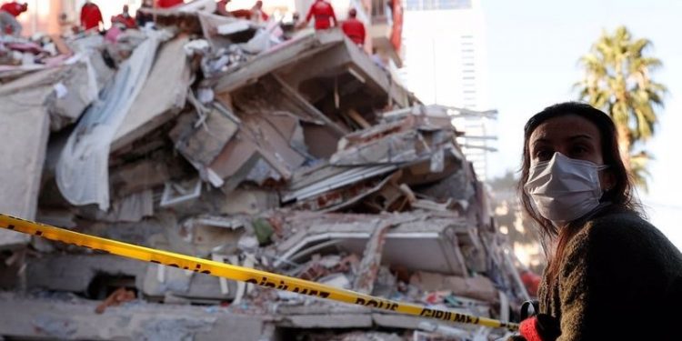 İzmirli depremzedeler isyan etti: AKP sözünü tutmadı