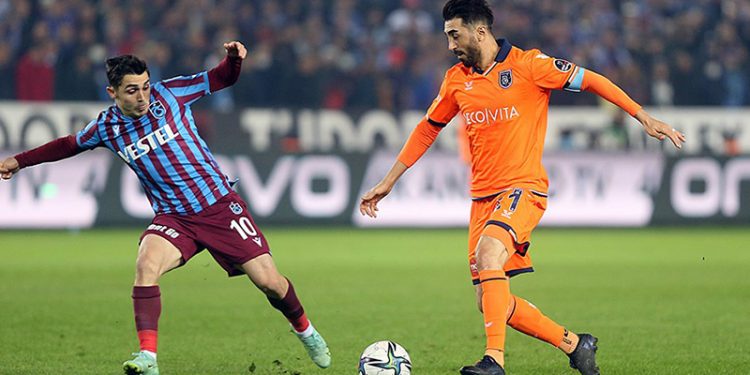 Şampiyon Trabzonspor, Başakşehir'e konuk oluyor