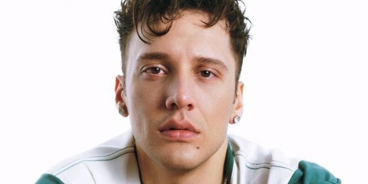 Şarkıcı Edis'ten müzik yasağına tepki: Ne hissettirdiğiniz asla unutulmayacak