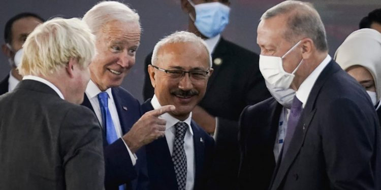 ‘Erdoğan’ın resti, Biden’a ‘beni muhatap al, en azından telefon et mesajı’