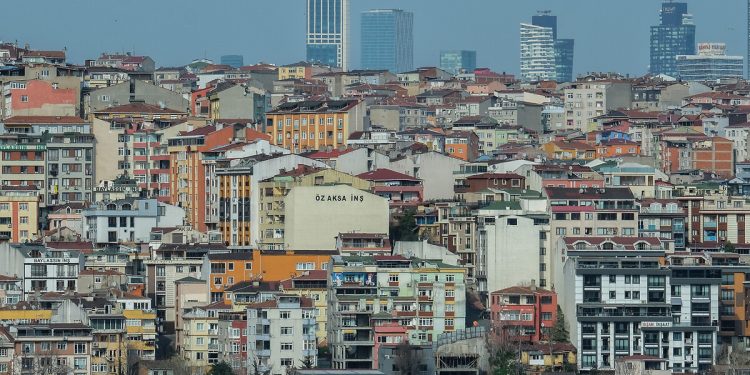 ‘Kiracılar zorlama kira artışlarını kabul etmemeli’ 