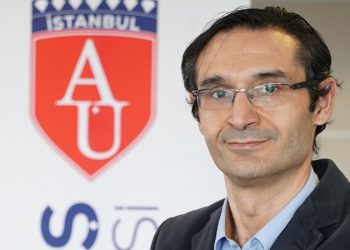 “Faizi sabit tutma kararı, döviz ve enflasyon kontrolünü zorlaştıracak"