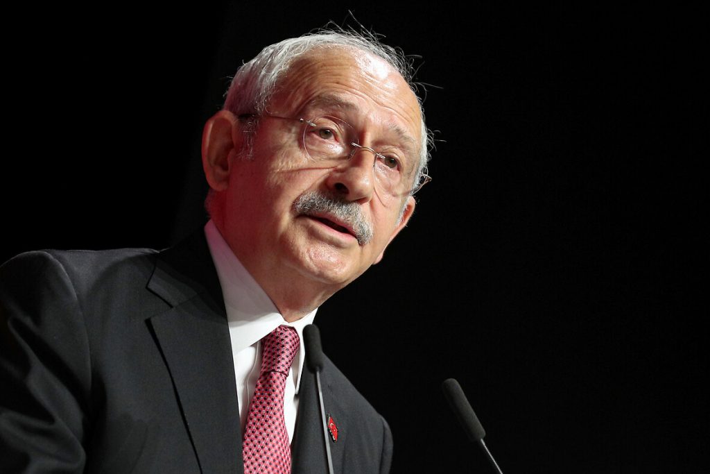 İslam sempozyumuna katılan Kılıçdaroğlu, Marx’tan alıntı yaptı