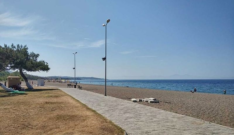 İzmir Menderes'te halk plajının ihaleyle iki isme verilmesine tepki: Vatandaş kullanamayacak