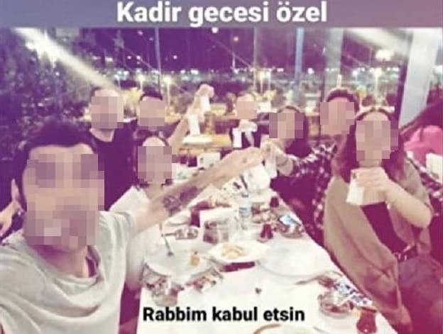 ‘Kadir gecesinde rakılı fotoğraf’ paylaşımına 1 yıl 6 ay hapis istendi