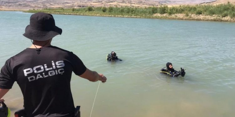 2 tarım işçisi Atatürk Barajı'nda boğuldu