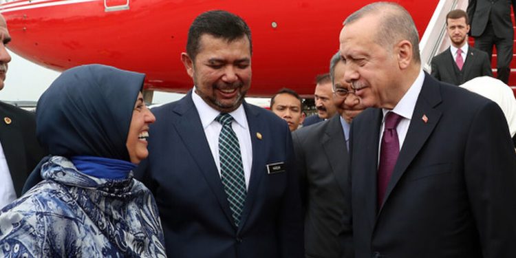 23 büyükelçi görevden alındı: Merve Kavakçı da listede