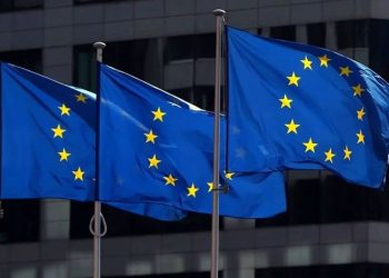 AB, Suriye hükümetine yönelik yaptırımları uzattı