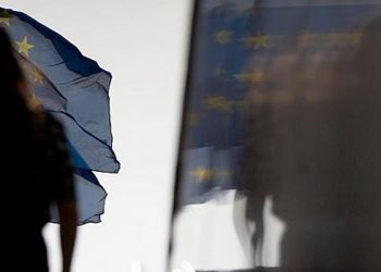 AB yetkilileri 'insanca yaşam standardı' sağlayacak asgari ücret kuralları üzerinde uzlaştı