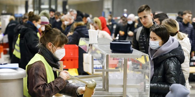AB ülkelerine iltica edenlerin sayısı son 1 yılda yüzde 115 arttı
