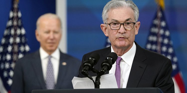 ABD Başkanı Biden, Fed Başkanı Powell ile yükselen enflasyonu görüştü