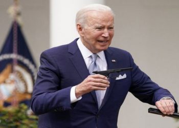 ABD Senatosu, silah düzenleme yasasını onayladı