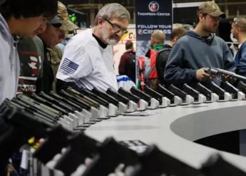 ABD Senatosu, silah d&uuml;zenlemesi yasasını onayladı