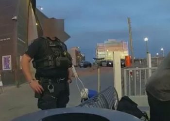 ABD polisi gölde boğulan adamı kurtarmadı