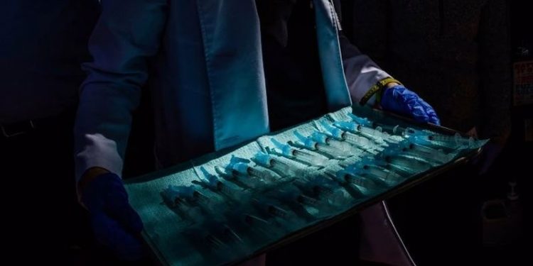 ABD'de 82 milyon Covid-19 aşısı çöpe atıldı