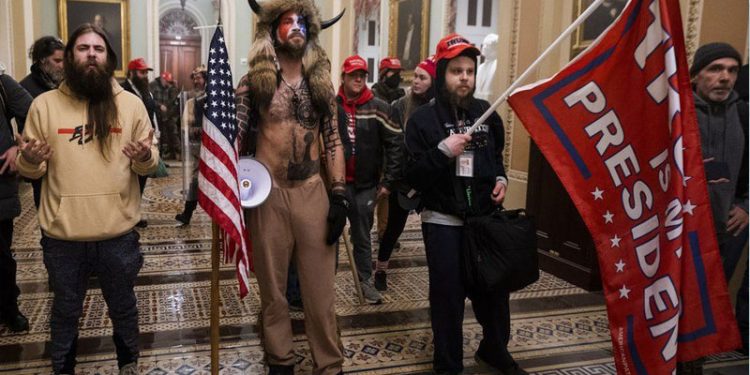 ABD'de Kongre baskını davası başladı: Donald Trump darbe girişimiyle suçlandı