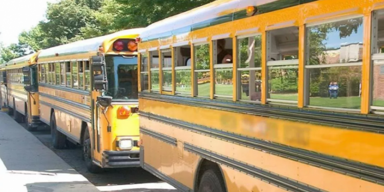 ABD'de okulda silahlı saldırı yapacağını söyleyen 13 yaşındaki öğrenci tutuklandı