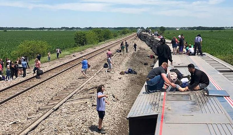 ABD'de tren kazası: İlk belirlemelere göre 3 ölü, 50 yaralı