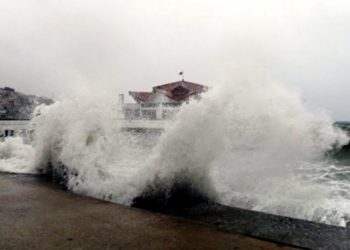 AKOM'dan İstanbul için 'fırtına' uyarısı: Bu akşam bekleniyor