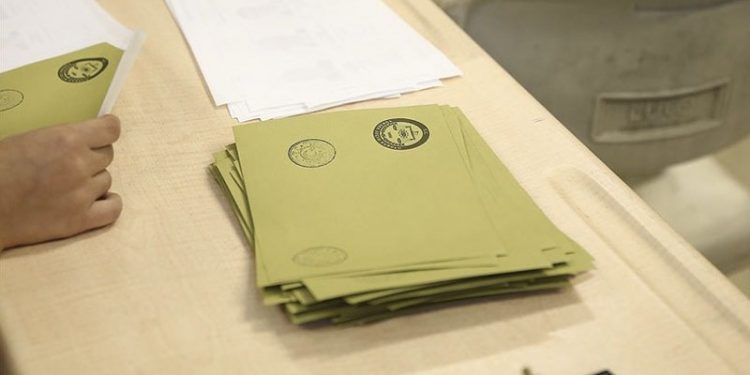 AKP YSK Temsilcisi Özel'den 'en güvenli seçimler Türkiye'de yapılıyor' iddiası