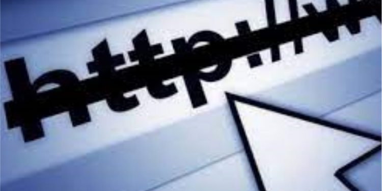 AKP açıkladı: Sansür yasası yeni yasama döneminde görüşülecek