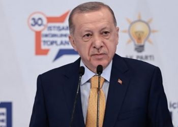 AKP kulisi: Milletvekilleri moralsizdi, bakanların sunumunda bazı gerginlikler yaşandı