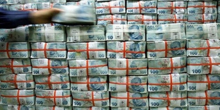 AKP'nin Kızılcahamam kampında gündeme gelen 'çözüm': Faizsiz bankacılık